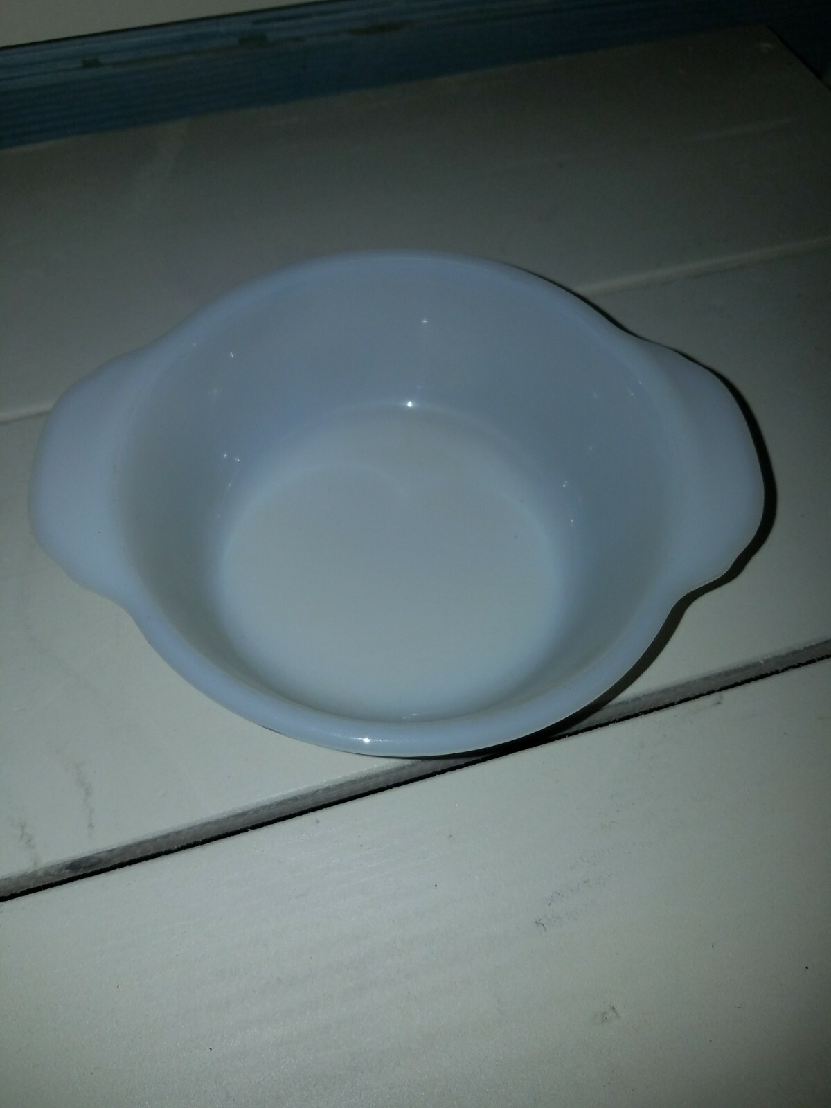 Anchor Hocking milk glass bowl with side handles Serving Bowl Kitchen and Dining