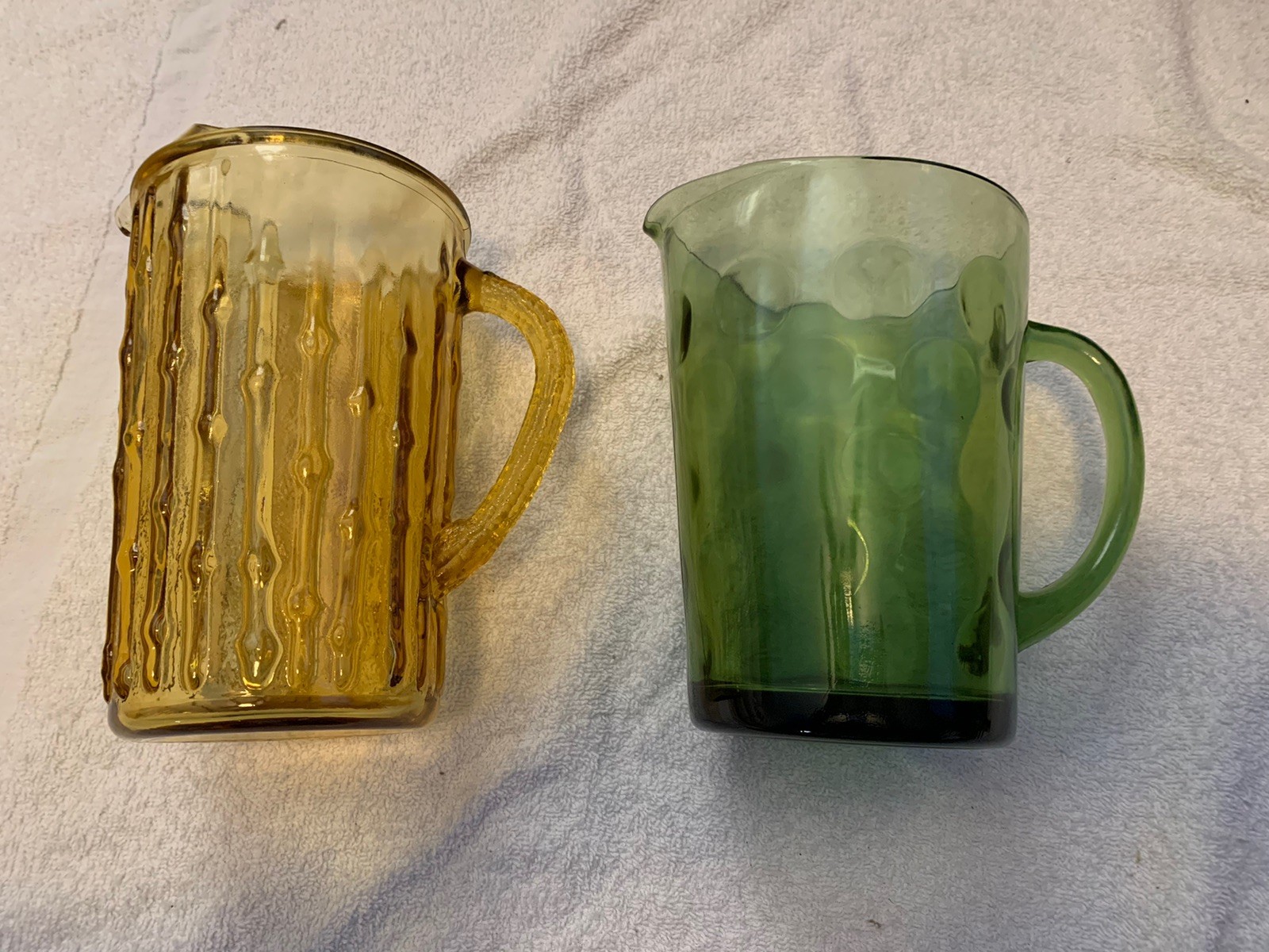 Two/ Anchor Hocking Glass Pitcher TAHITI Bamboo Gold / Green Atlas Coin Dot
