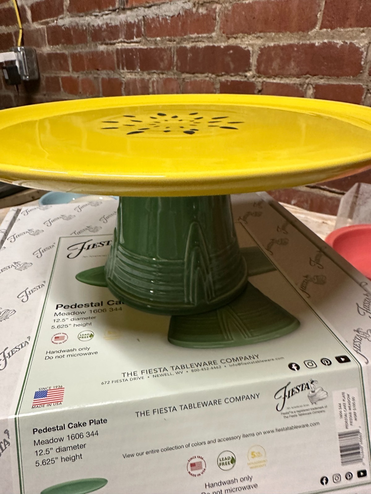 Fiesta SUNFLOWER CAKE STAND – FTCCO 2026 exclusive