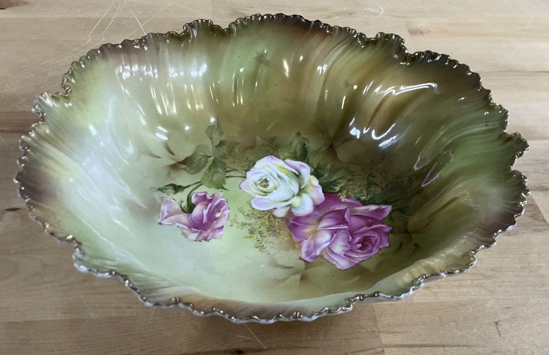Pristine RS Prussia Red Mark Variation Mold Bowl Hand Painted Roses