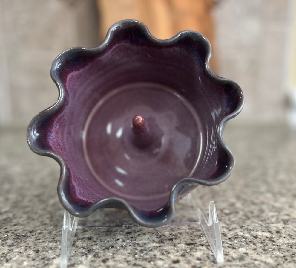 Handmade~Studio Pottery~Apple Baker~Signed by Maker