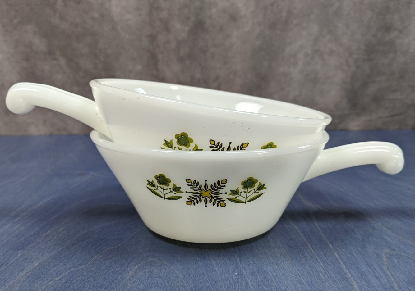 Vintage Fire King Meadow Green Handled Chili Soup Bowls Milk Glass 1968-76 Lot 2