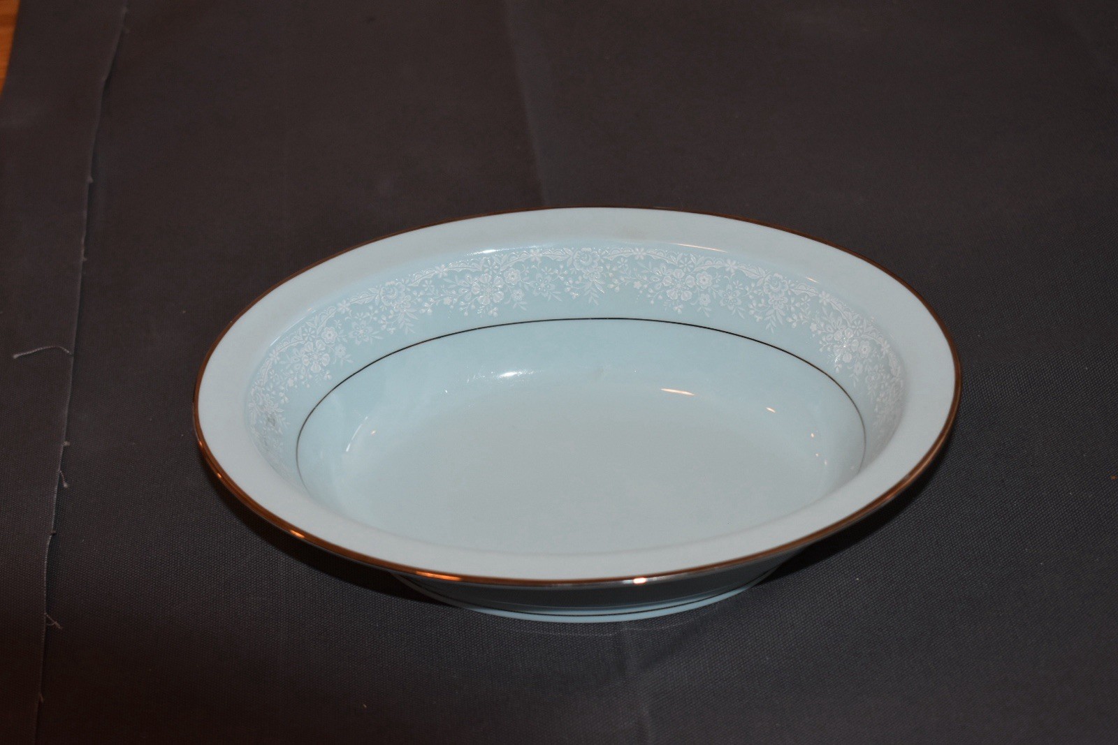 Noritake Fidelity 8003 W81 Porcelain Dinner Set Light Blue Service for 12, 91pc