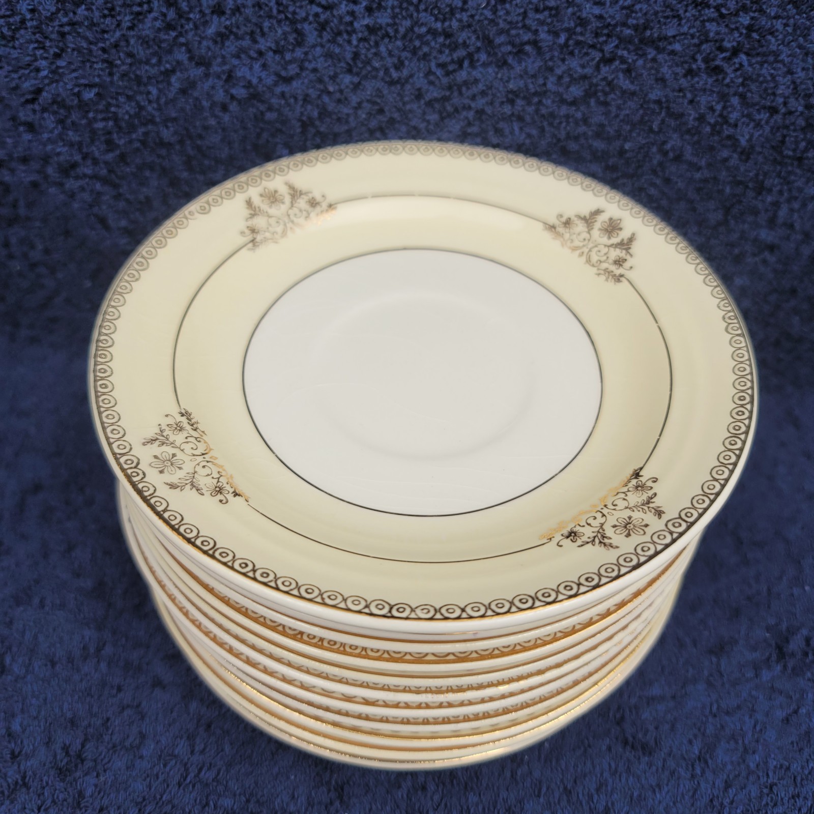 12 Crown Potteries Bread Plates 2 47 Gilt 5 ⁷/⁸” China Victorian DISPLAY ONLY