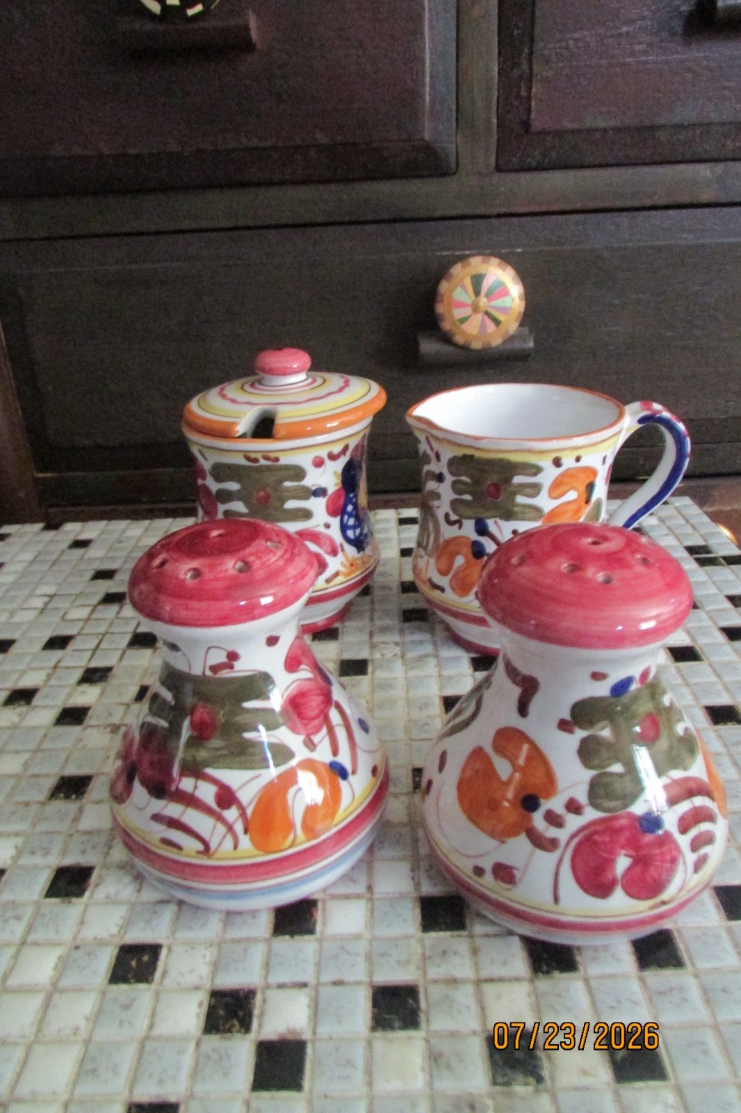 ITALY # HANDPAINTED SHAKERS/SUGAR/CREAMER OF 4 ROOSTER DESIGNER DERUTO ORVIETO