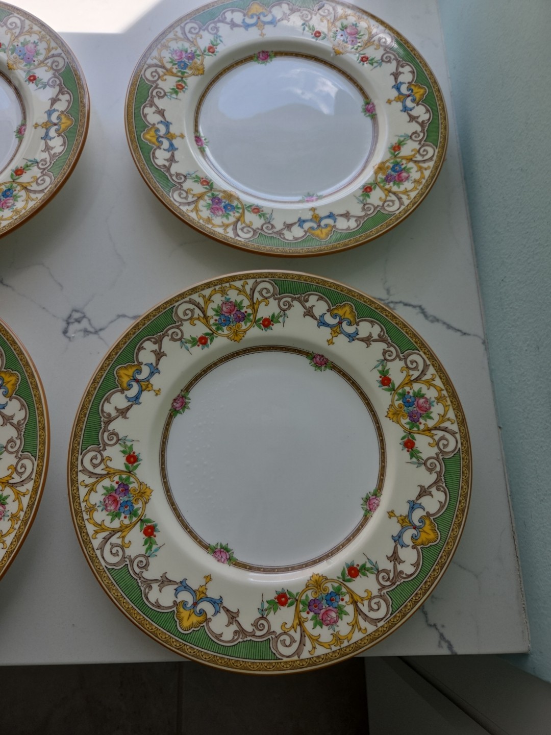 7 VINTAGE Mintons England KENORA GREEN 8 3/4 Plates Buy 1-7 Plates EUC
