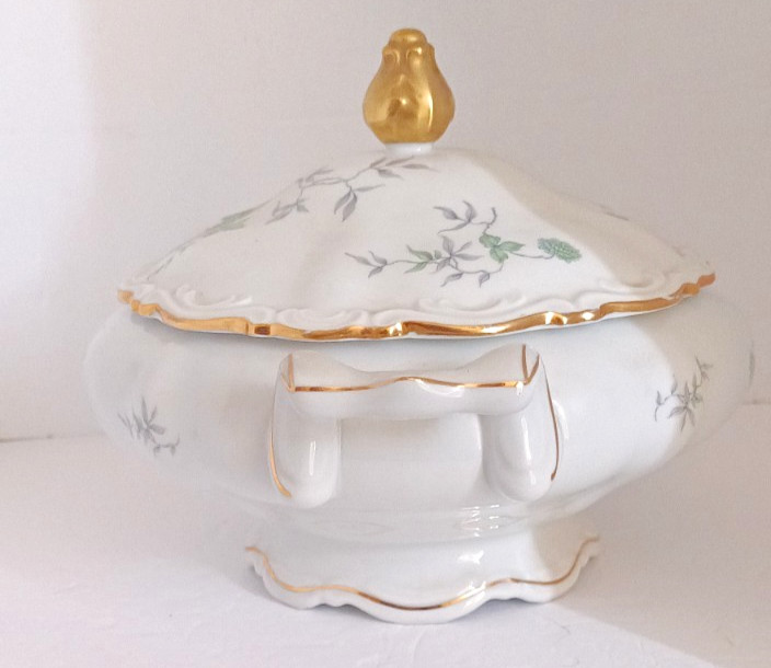 Mitterteich Bavaria Germany Green Ming Covered Vegetable Serving Bowl With Lid