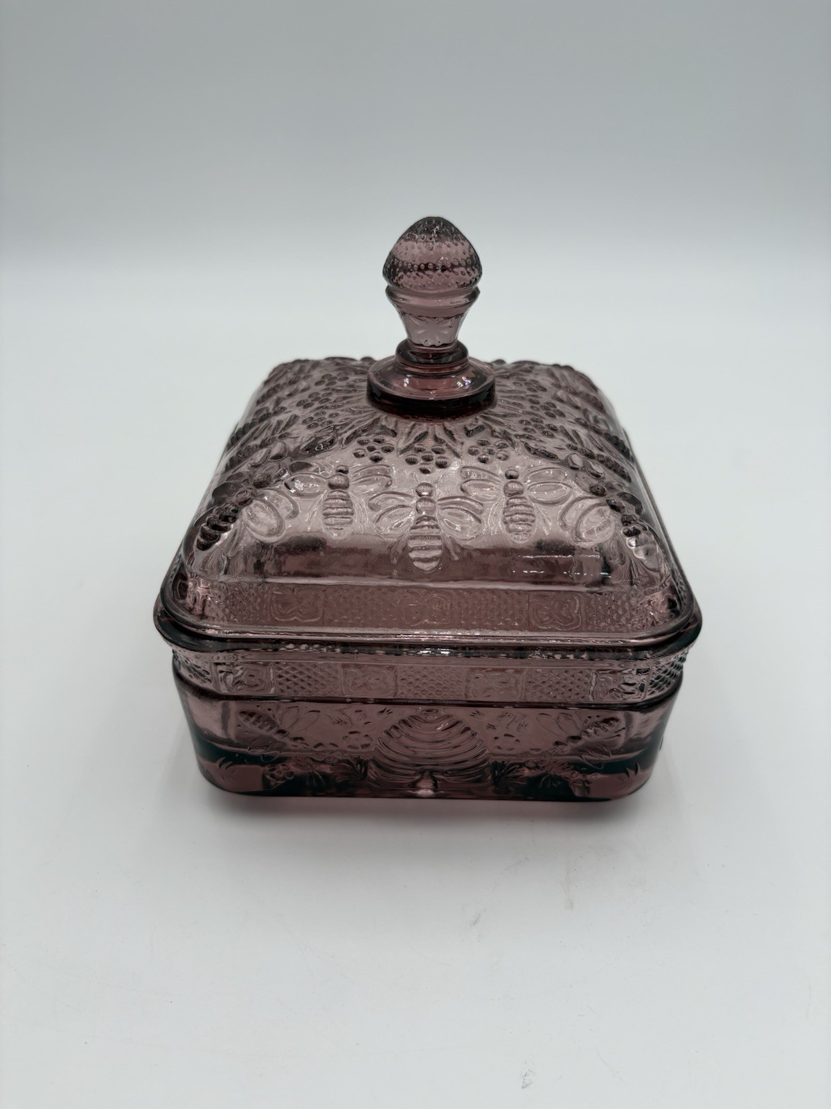 Indiana Glass Tiara Honey Bee Hive Box Amethyst Purple Candy Dish