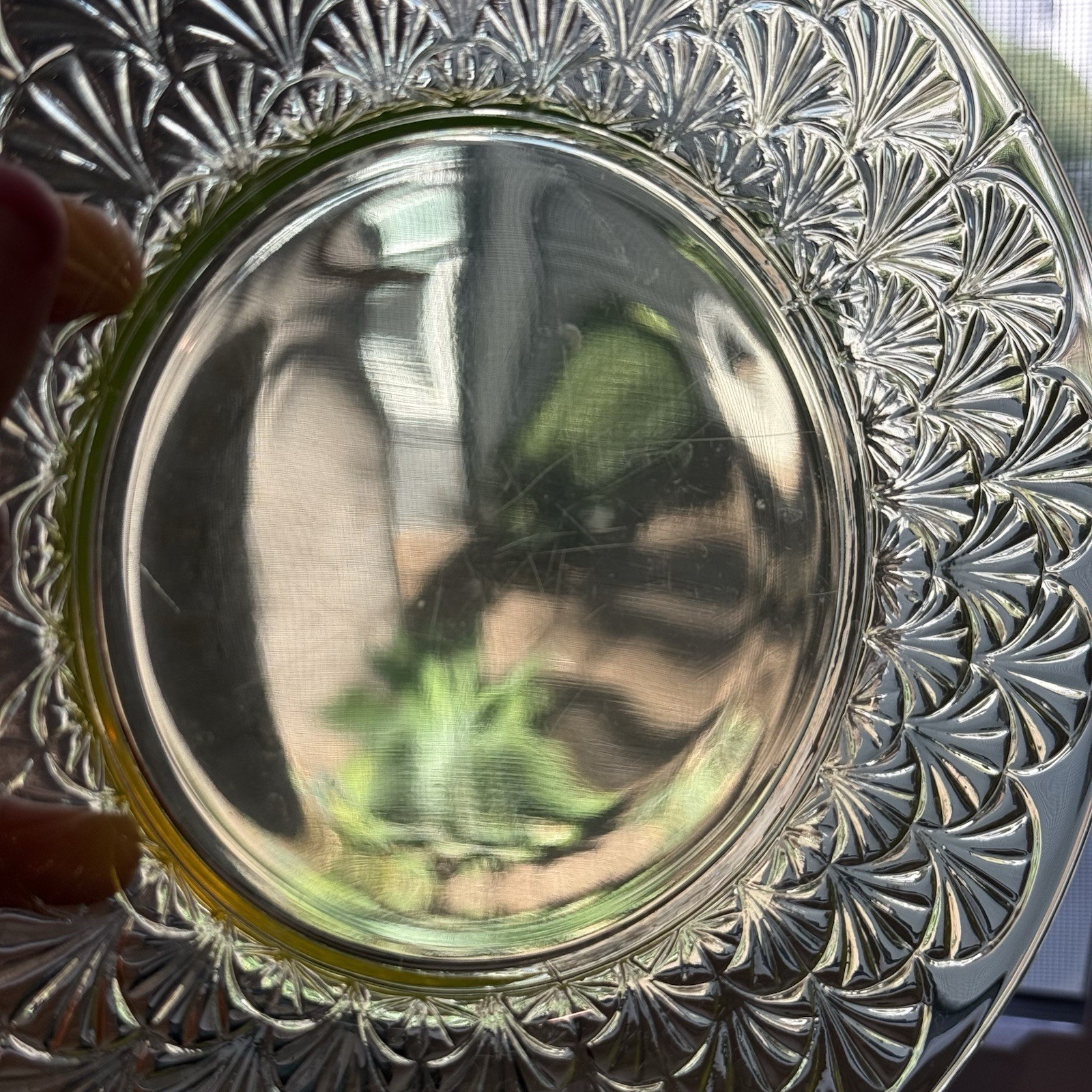 Antique Pukeberg Turkey Tracks Royal Fan Vaseline Uranium Glass 7.75” Plate