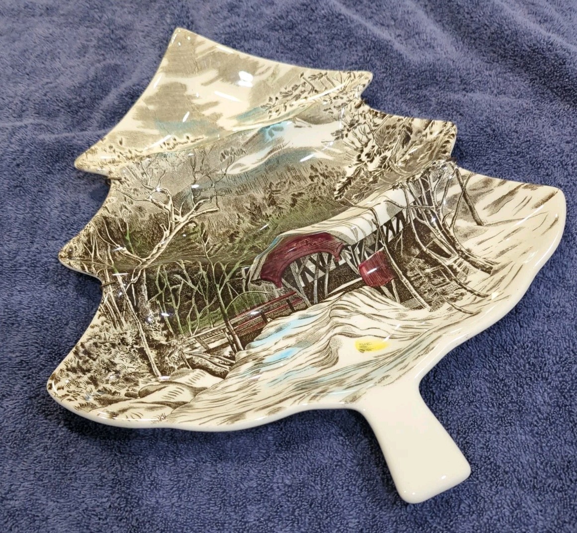 Johnson Bros Friendly Village Covered Bridge 14″ Christmas Tree Serving Dish