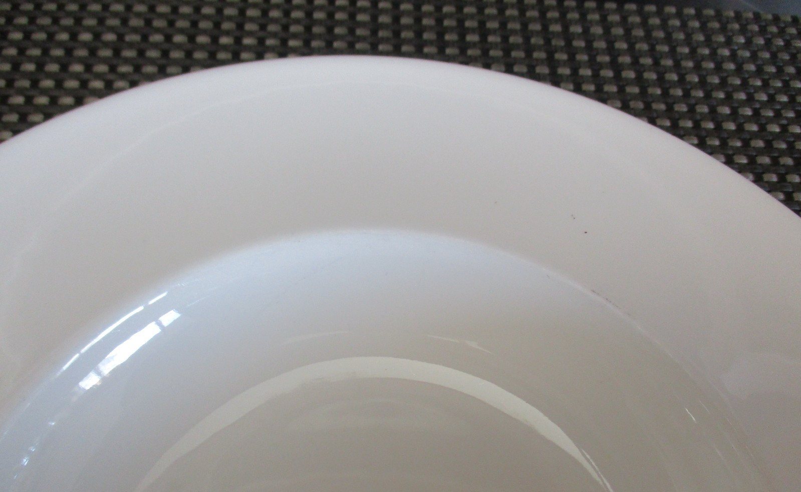 Villeroy & Boch, 11 3/4 inch White Individual Pasta Bowl(s); Vibrant; Several