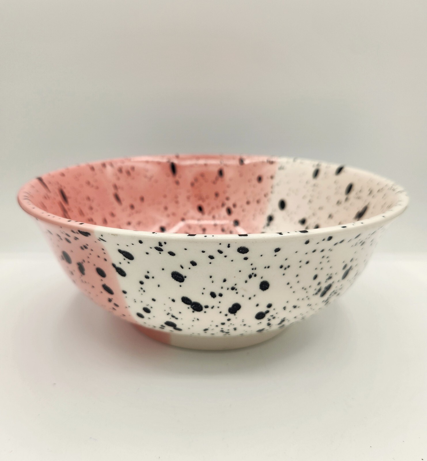 VTG Pottery Bowl Light Pink Off White Black Splatter Trinkets Noodle Fruit 8in