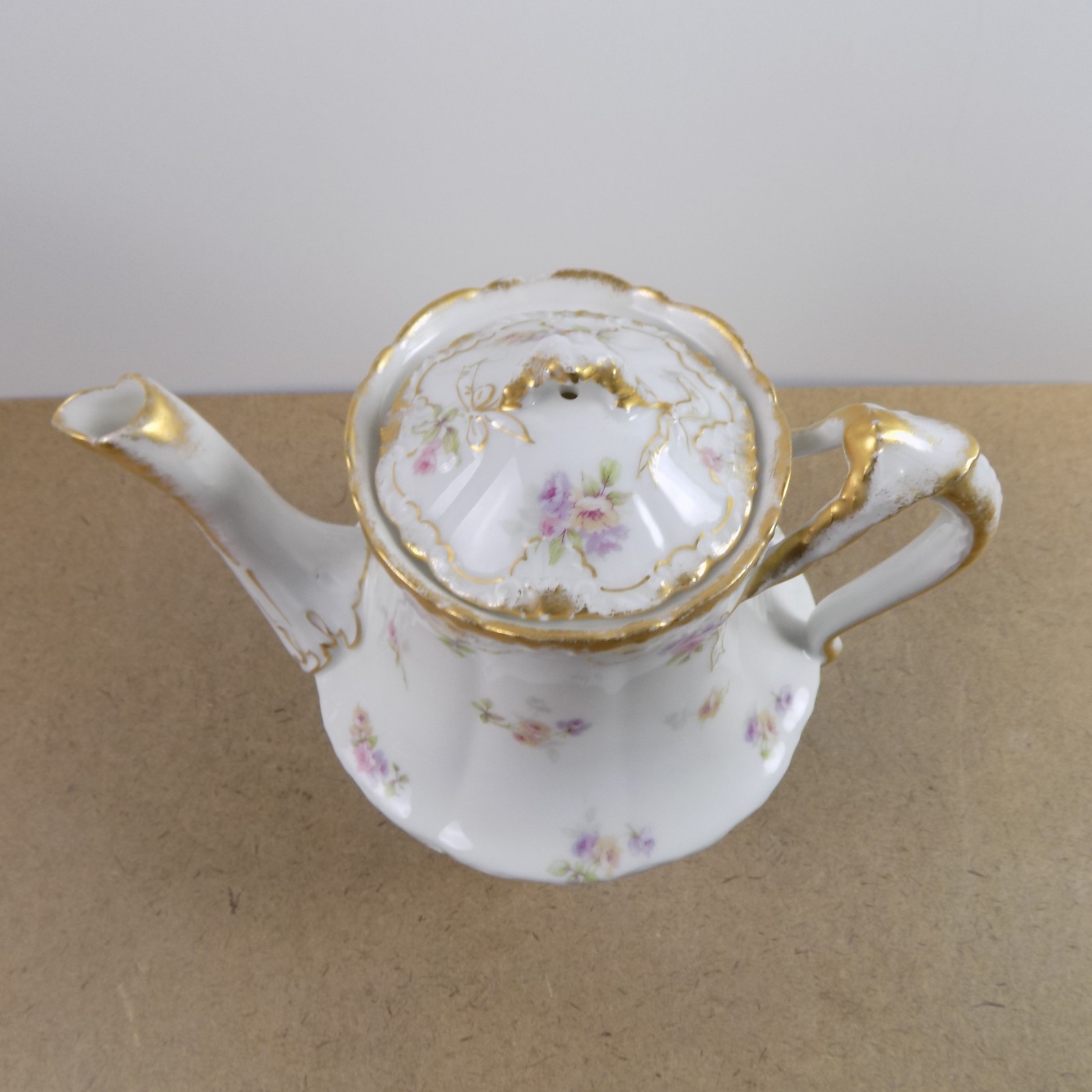 Theodore Haviland Limoges Teapot H4115 Blank 1009 France Porcelain Flowers Gold