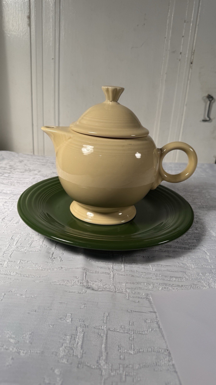 Fiesta Large Ivory Off White Teapot O Ring Handle W/ Lid Art Deco Retro
