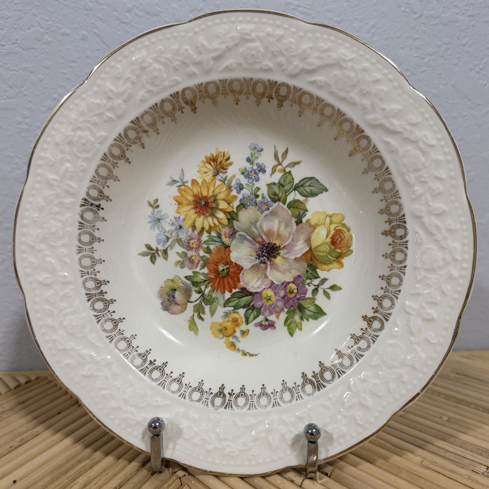 The Edwin M Knowles China Co USA 39-5 9” Oval & 39-1 8” Round Bowls
