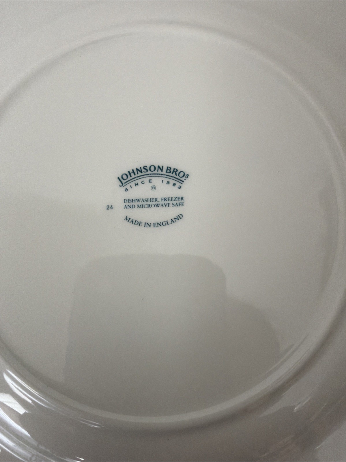 Set of 8 Johnson Bros BLUE WILLOW 7.75″ Square Ceramic Porcelain Plates England