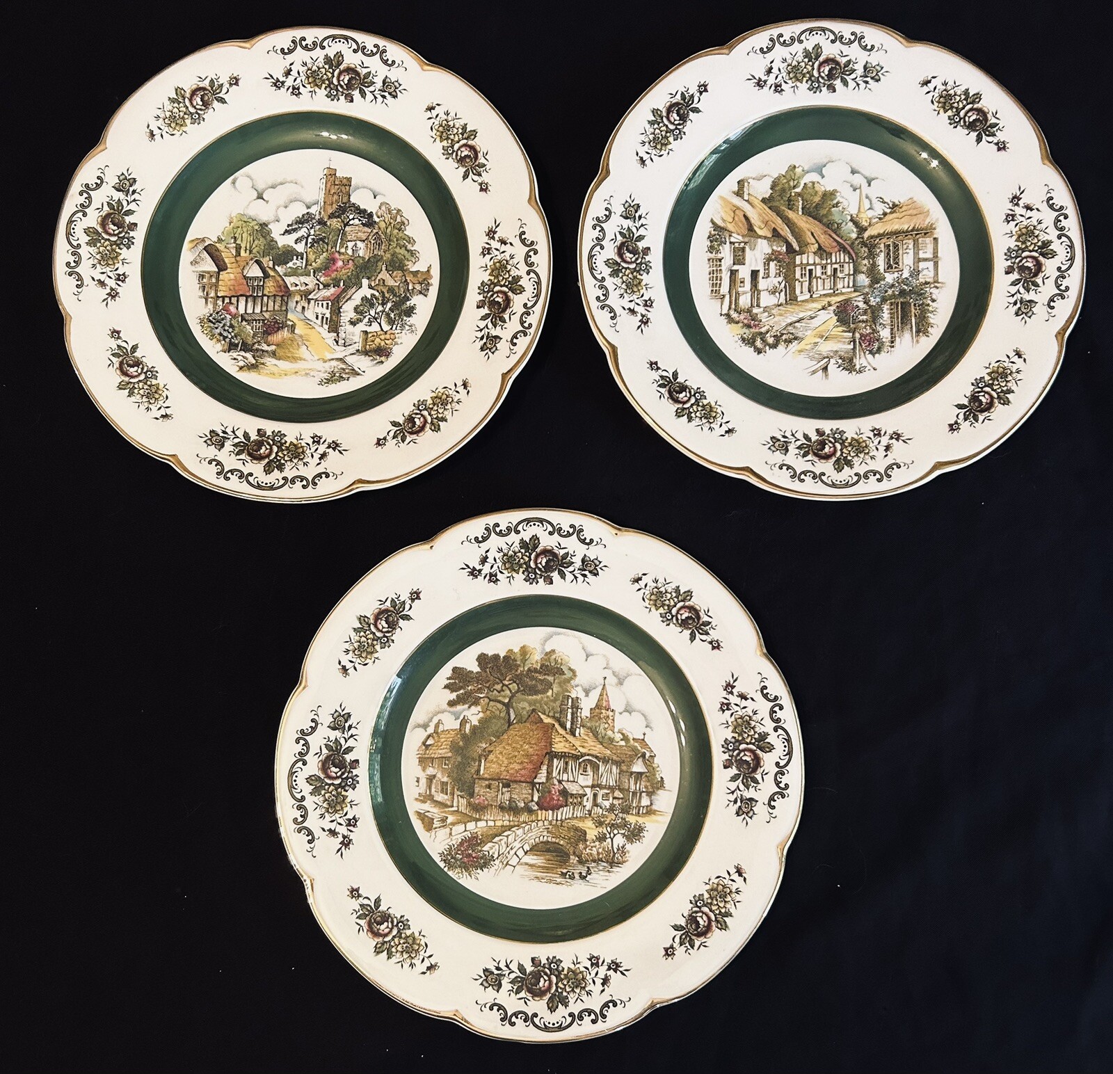 3 Vintage ASCORT SERVICE CHARGER WALL PLATES VILLAGE SCENE Wood & Sons England