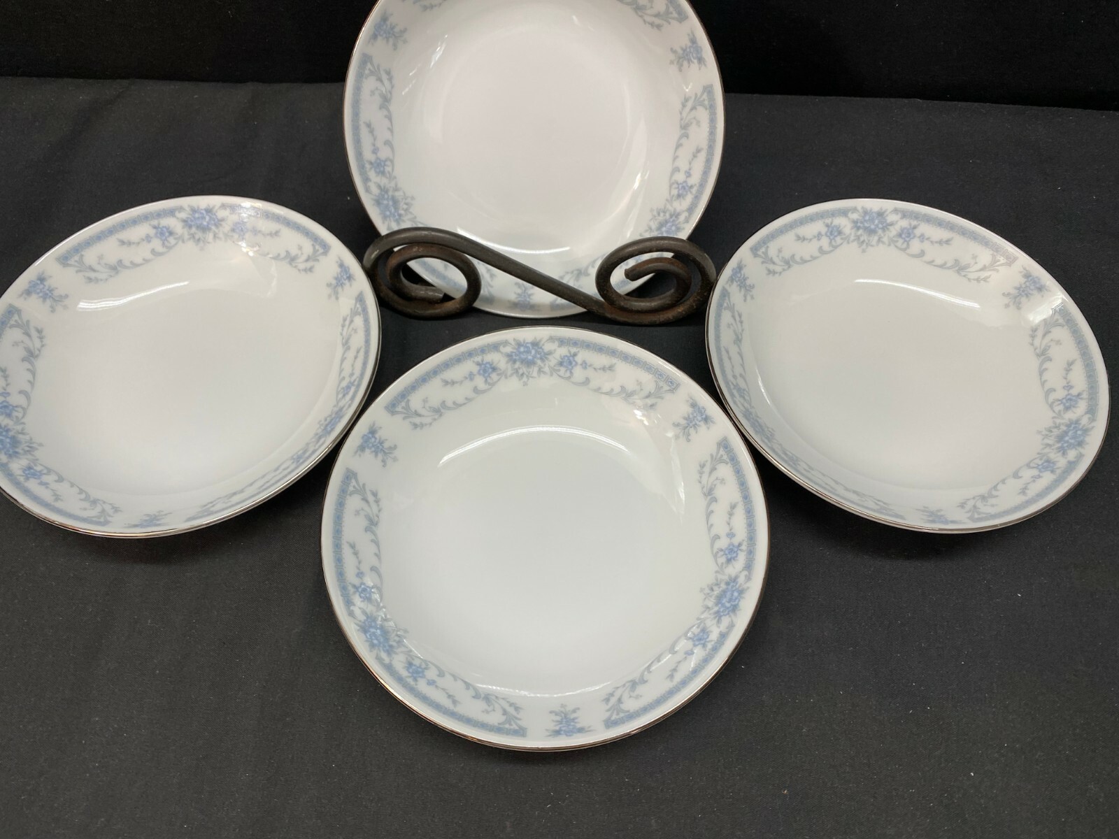 Sheffield “BLUE WHISPER” Japan ~ Set of 4 ~ Dessert Bowls ~ 5 5/8″