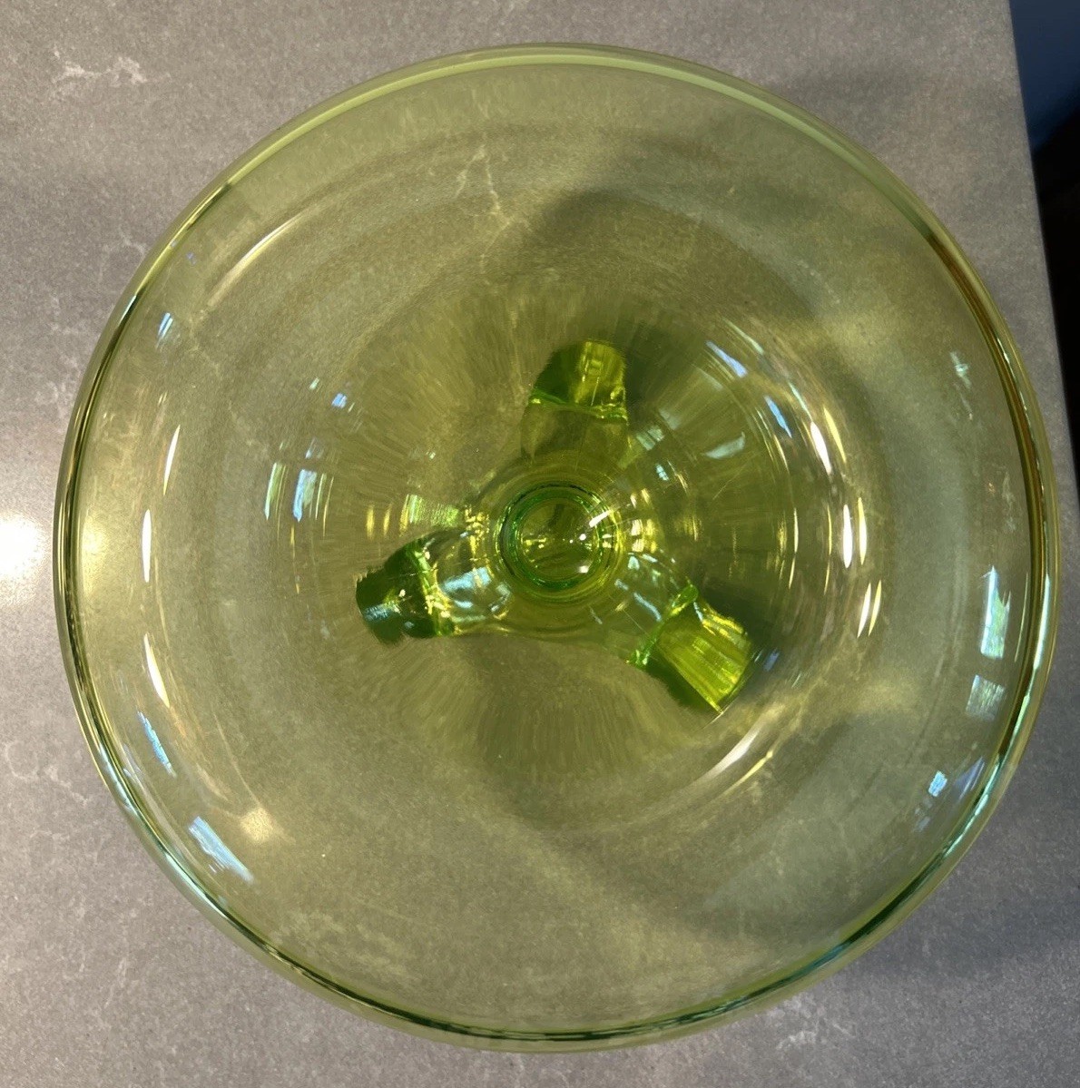 Viking 3 Toed Vaseline Lime Glass Uranium Rolled Rim Bowl-condition issues