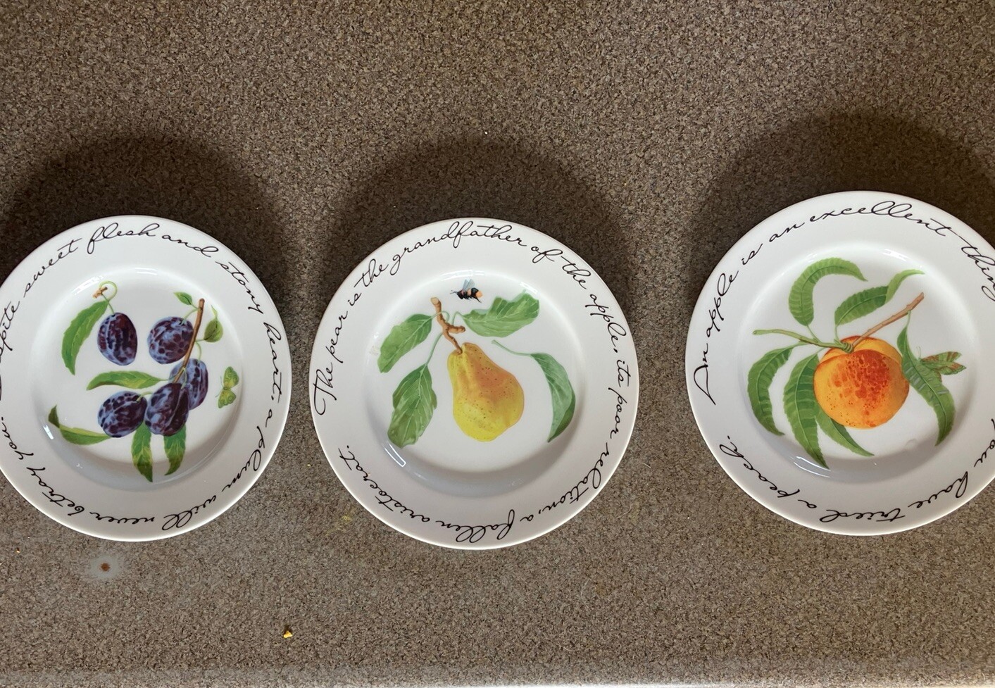 Williams Sonoma Orchard Suite Salad Plates Set of 3 Plum Peach Apple NEW COND