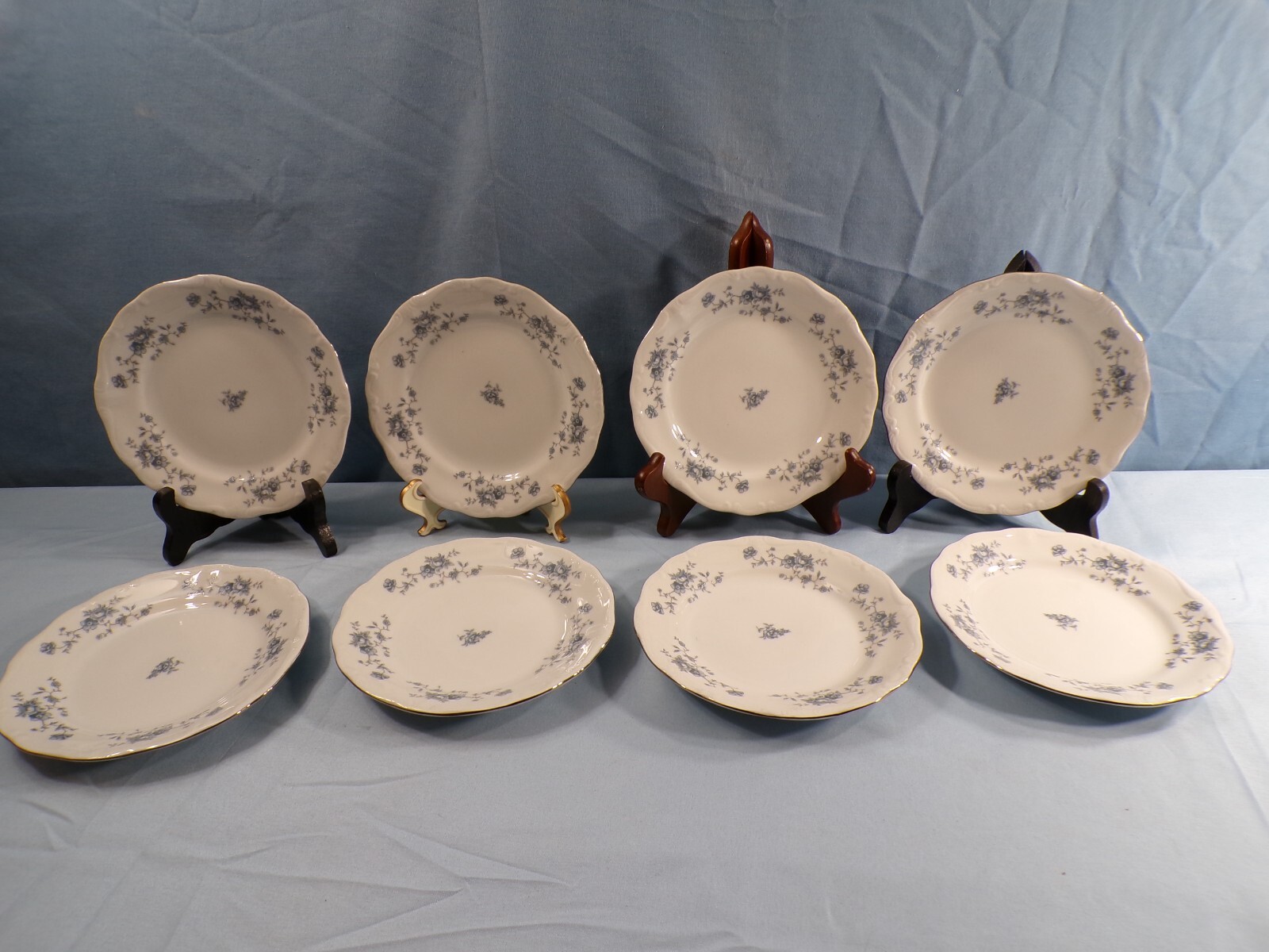 Set of 8 Johann Haviland Blue Garland Traditions Bread & Butter Plates 6 1/4″