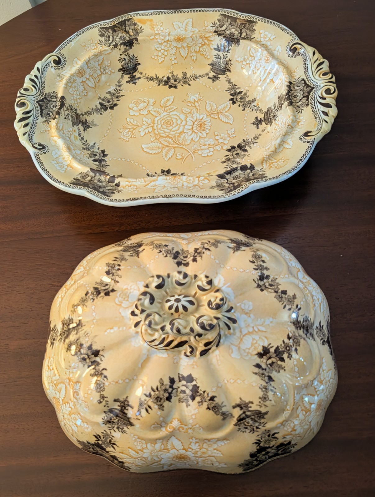 Rare 1830s Two Color Yellow and Brown Transferware Covered Bowl~Etruscan Festoon