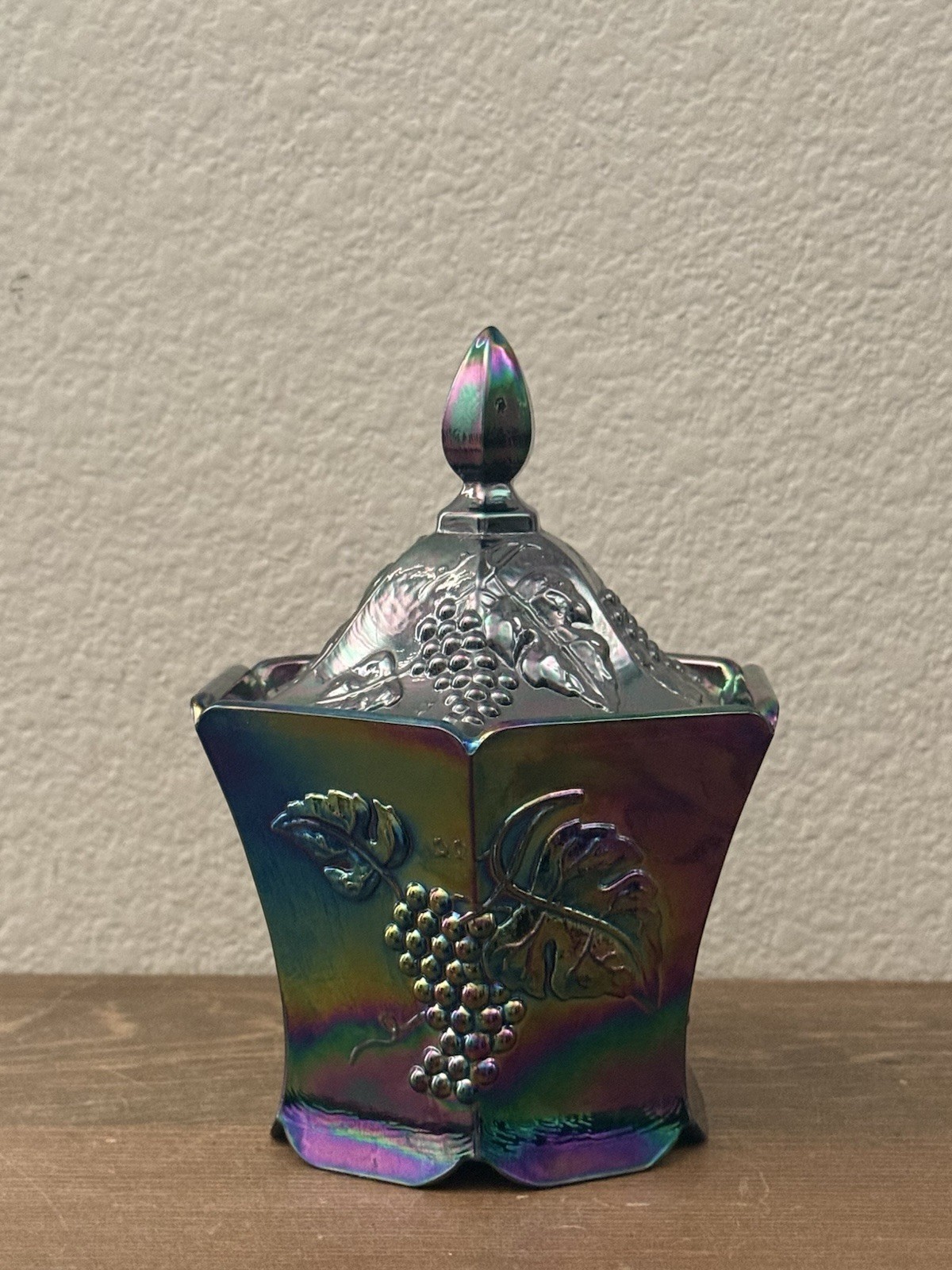 Fenton Carnival Glass Grapes Candy Dish With Lid Hexagon Shape Iridescent Finish