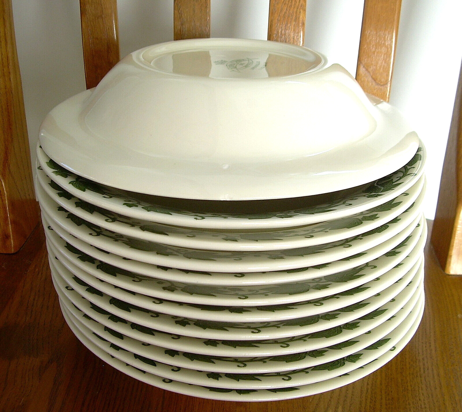 VINTAGE 50’s ROYAL CHINA UNDERGLAZE ENGLISH IVY 8″ RIMMED SOUP BOWLS – SET OF 12