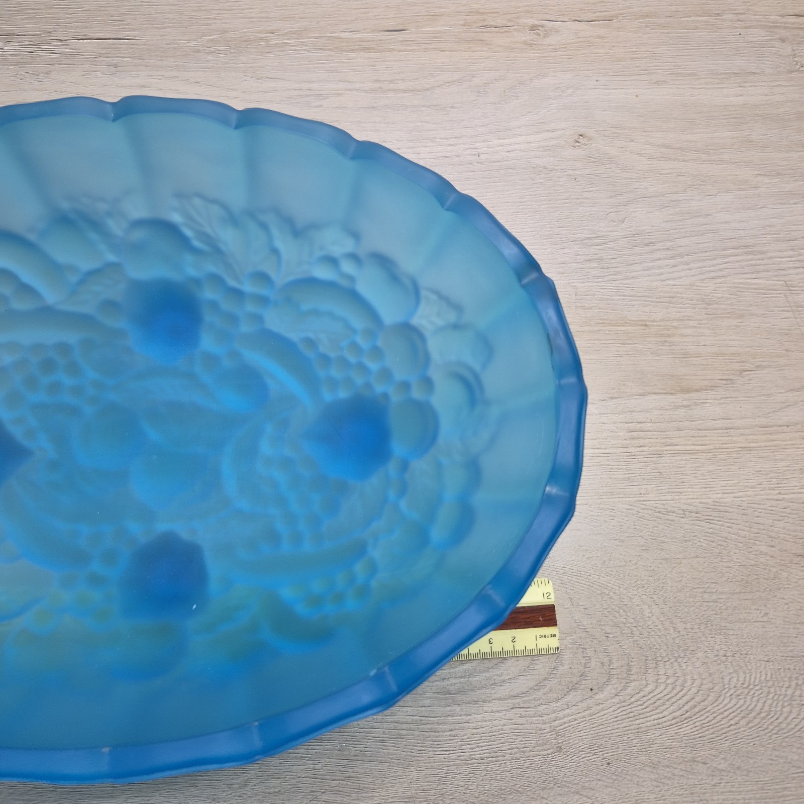 Vintage Opaque Blue Glass Fruit Bowl Harvest Grape 1970’s Oval Footed