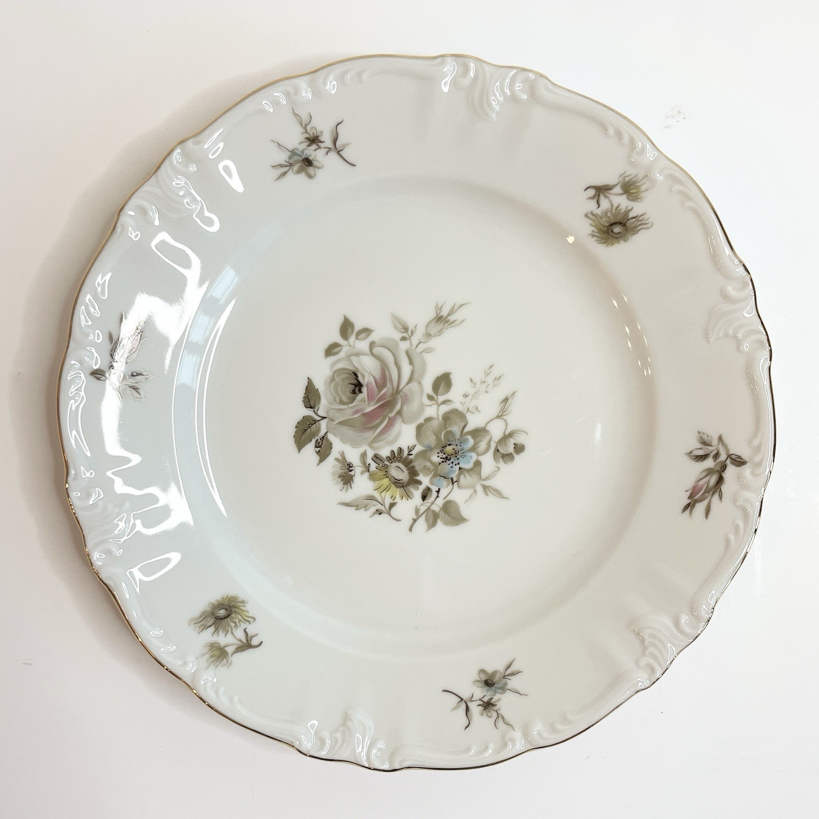 Vintage Winterling Bavaria Germany Empress Maria Theresa 7 3/4″ Salad Plate
