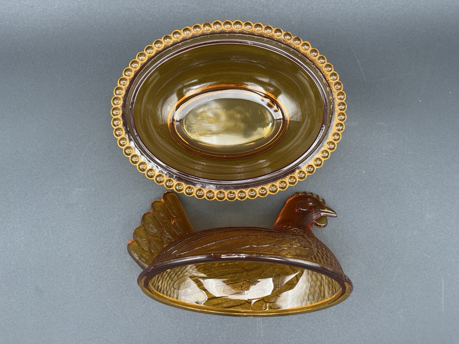 Vintage Indiana Glass Amber Hen on Nest Beaded Edge Stippled Base 7″