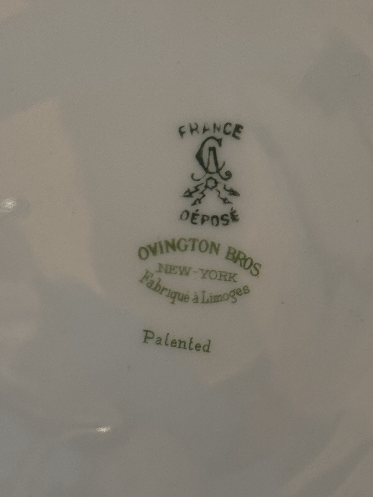8-3/4″ Plate Ovington Bros. New York Limoges France Depose Pink Rim Chelsea Bird