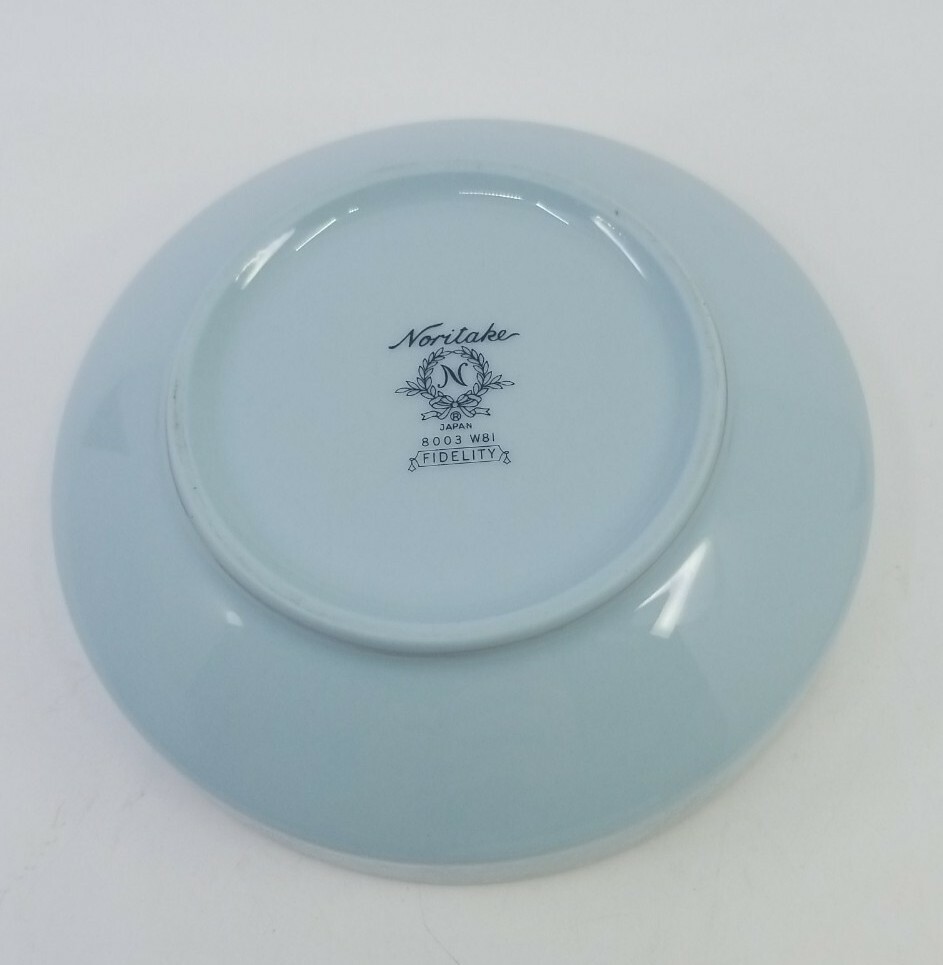 Noritake Fidelity Dinnerware 6pcs. Setting Blue White Flowers Platinum Trim EUC