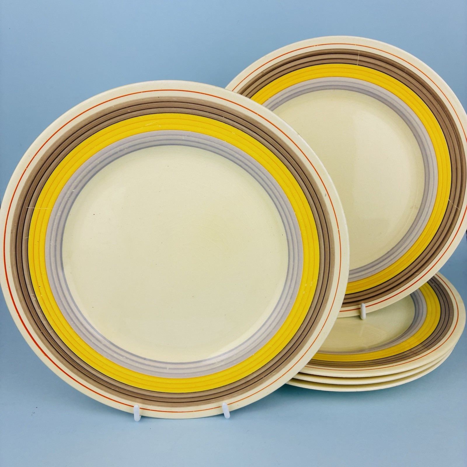 Set of 5 Clarice Cliff Bizarre Hand Painted Banded Dinner Plates – c1934 25.5cm
