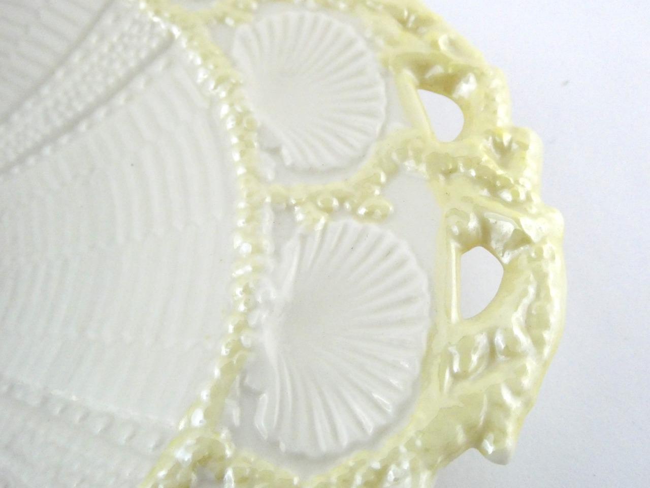 Belleek New Shell Yellow Handled Cake Plate Yellow Center