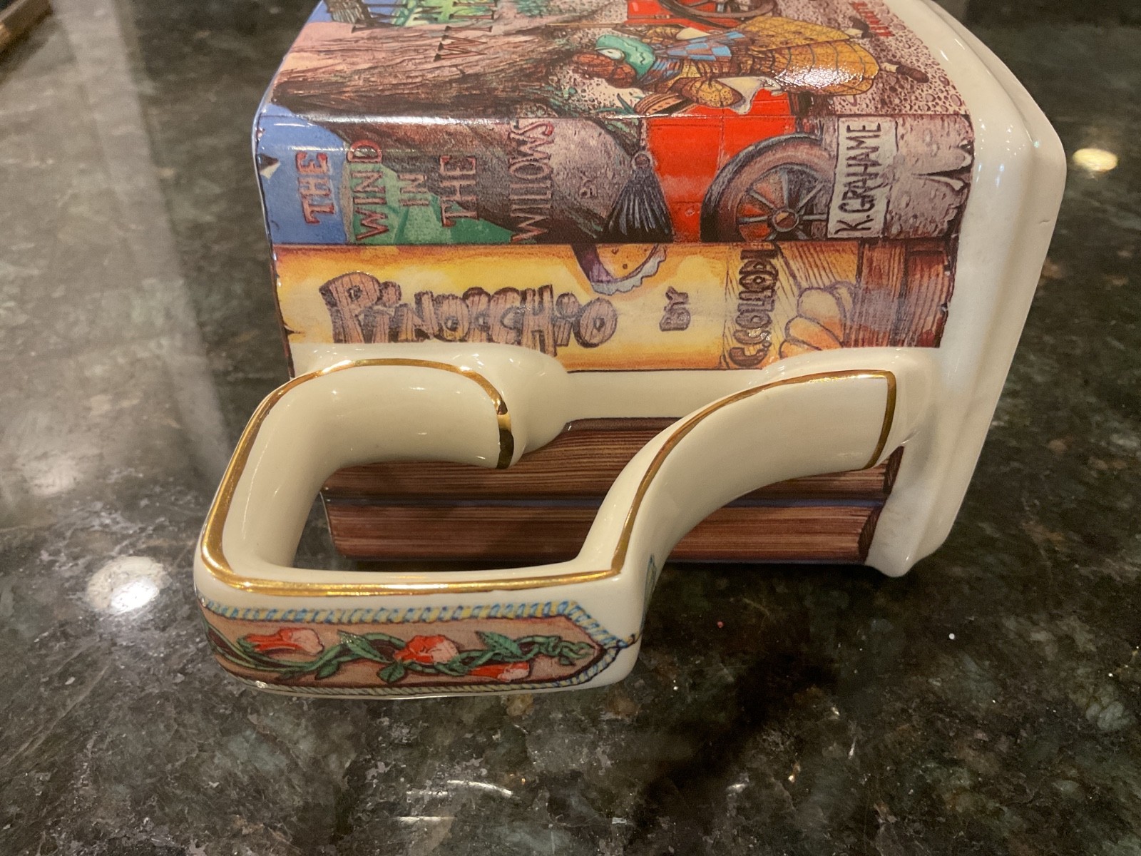 James Sadler Windsor Teapot “WIND IN THE WILLOWS” Kenneth Graham Mint Condition