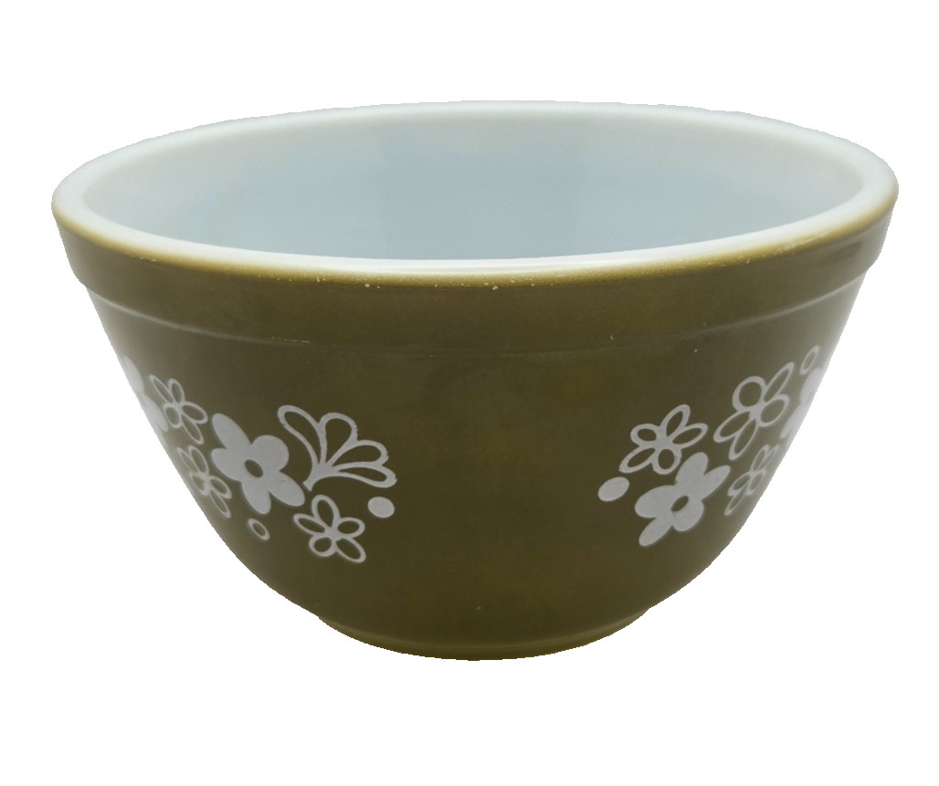 Vintage Pyrex 401 Spring Blossom Green Crazy Daisy 1.5 Pint Mixing Bowl USA