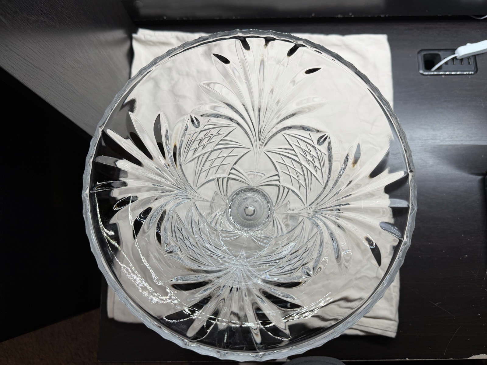 14″ TOWLE 24% Lead Crystal Footed Centerpiece Pedestal Bowl – Czech Republic