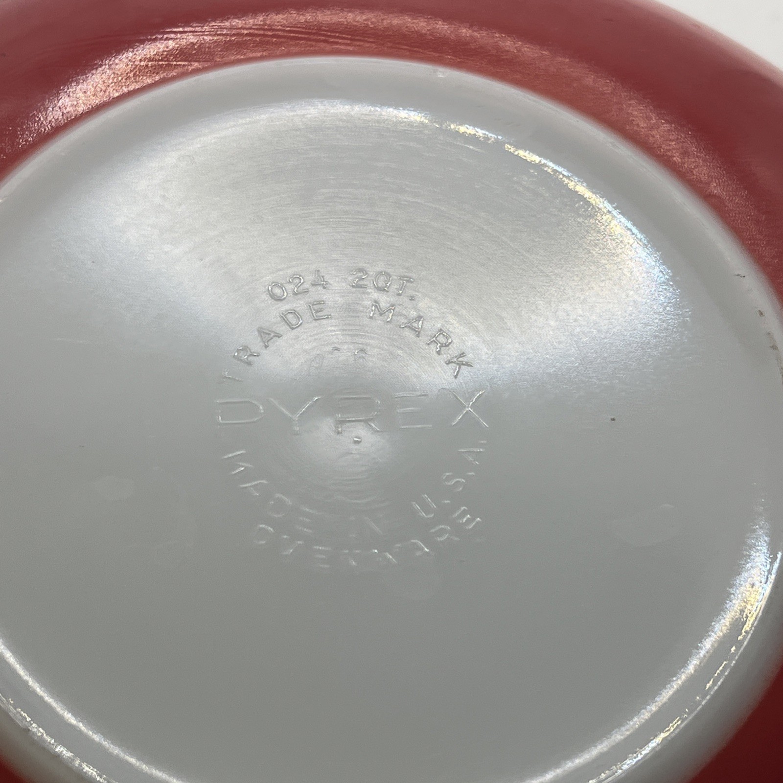 Pyrex 1970’s MCM pink nesting bowl Set Vintage With Lid