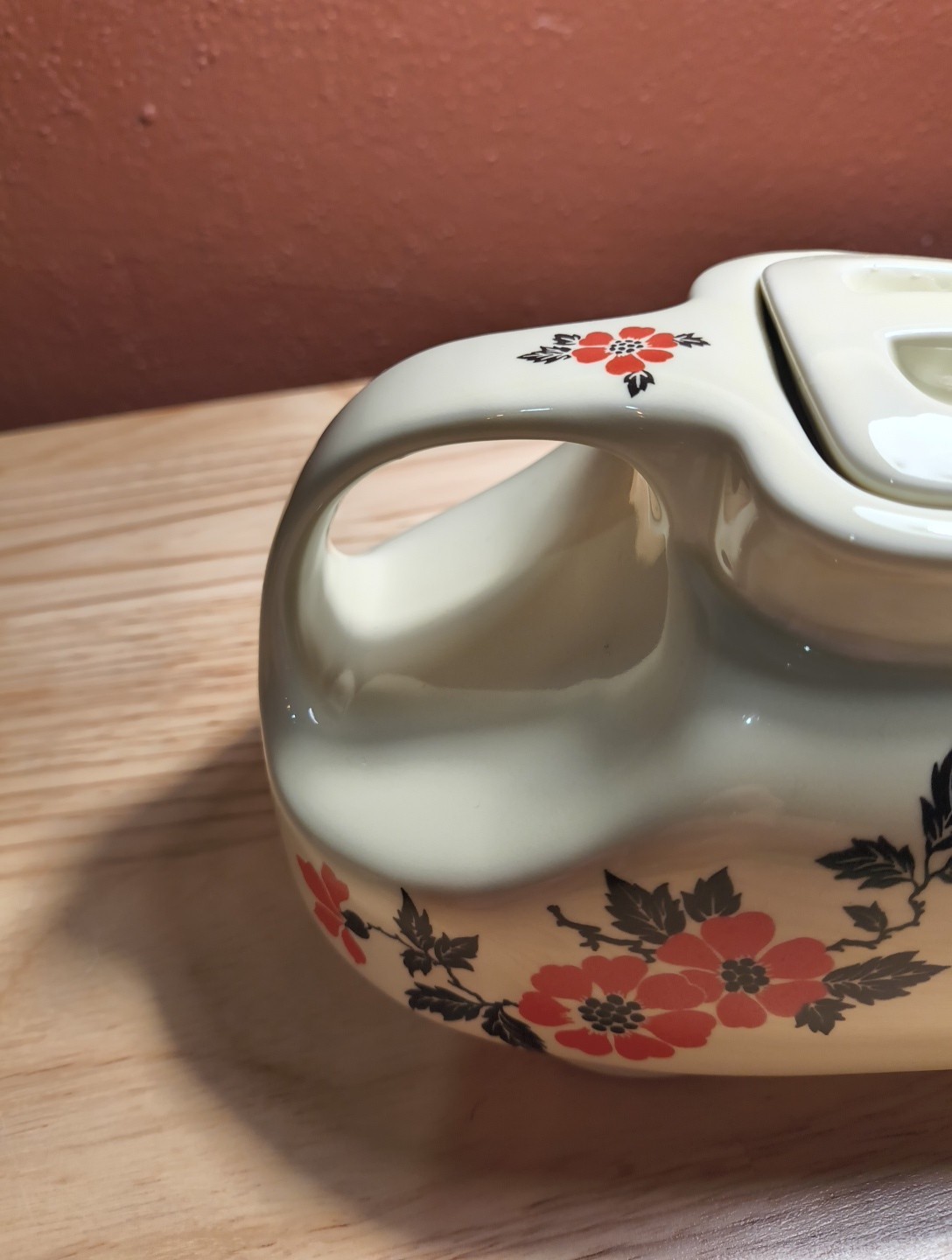 Vintage Hall Red Poppy Limited Edition Auto Teapot Car