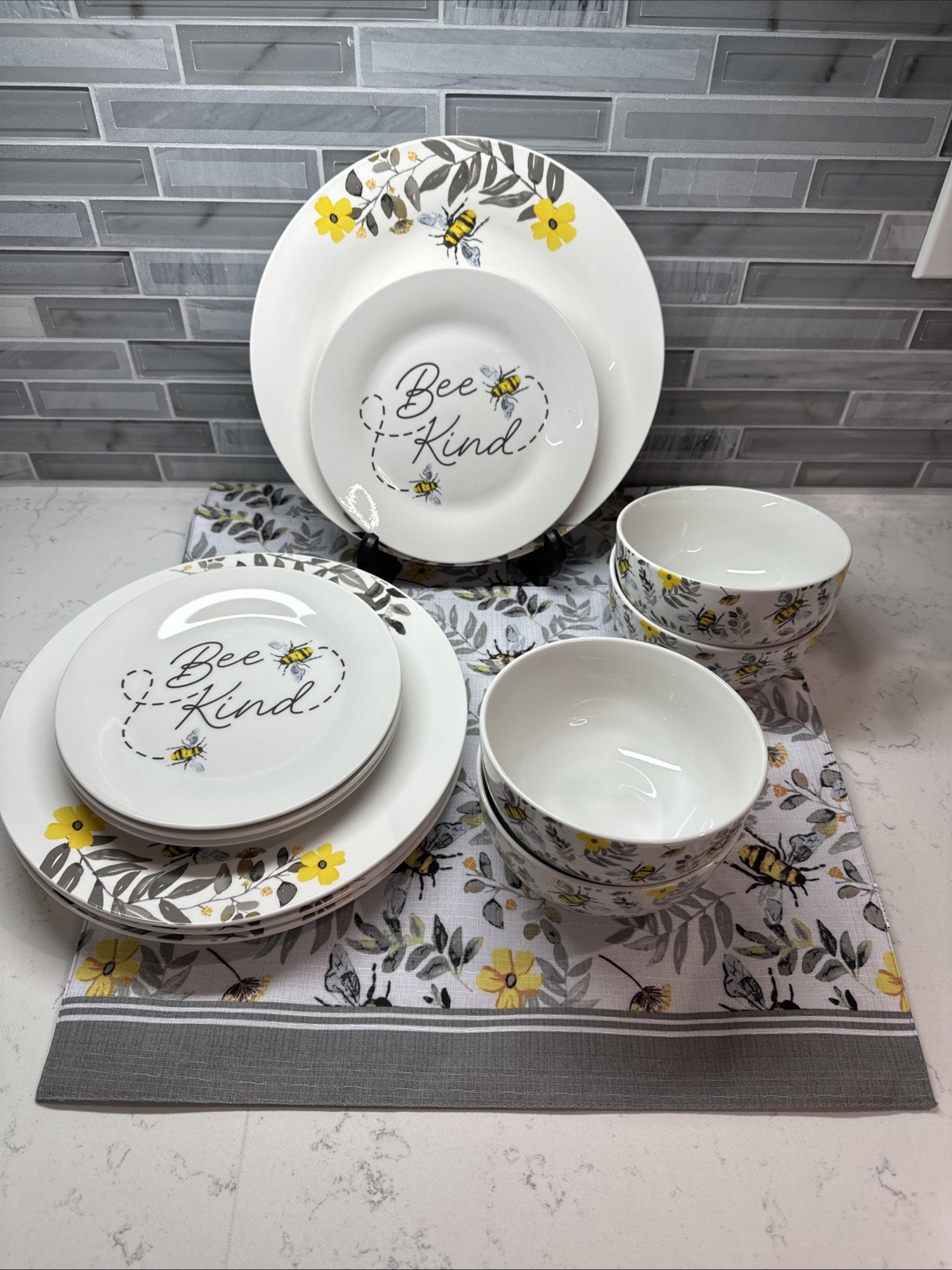 ROYAL NORFOLK “Bee Kind” Floral & Bees~Bowl/Salad & Dinner Plate/Placemat~4 EACH