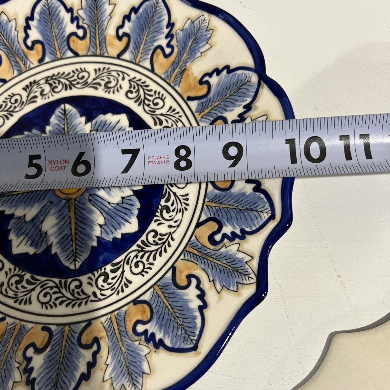 I Godinger & Co Cobalt Blue Yellow Hand Painted Plates Scalloped Set of 2