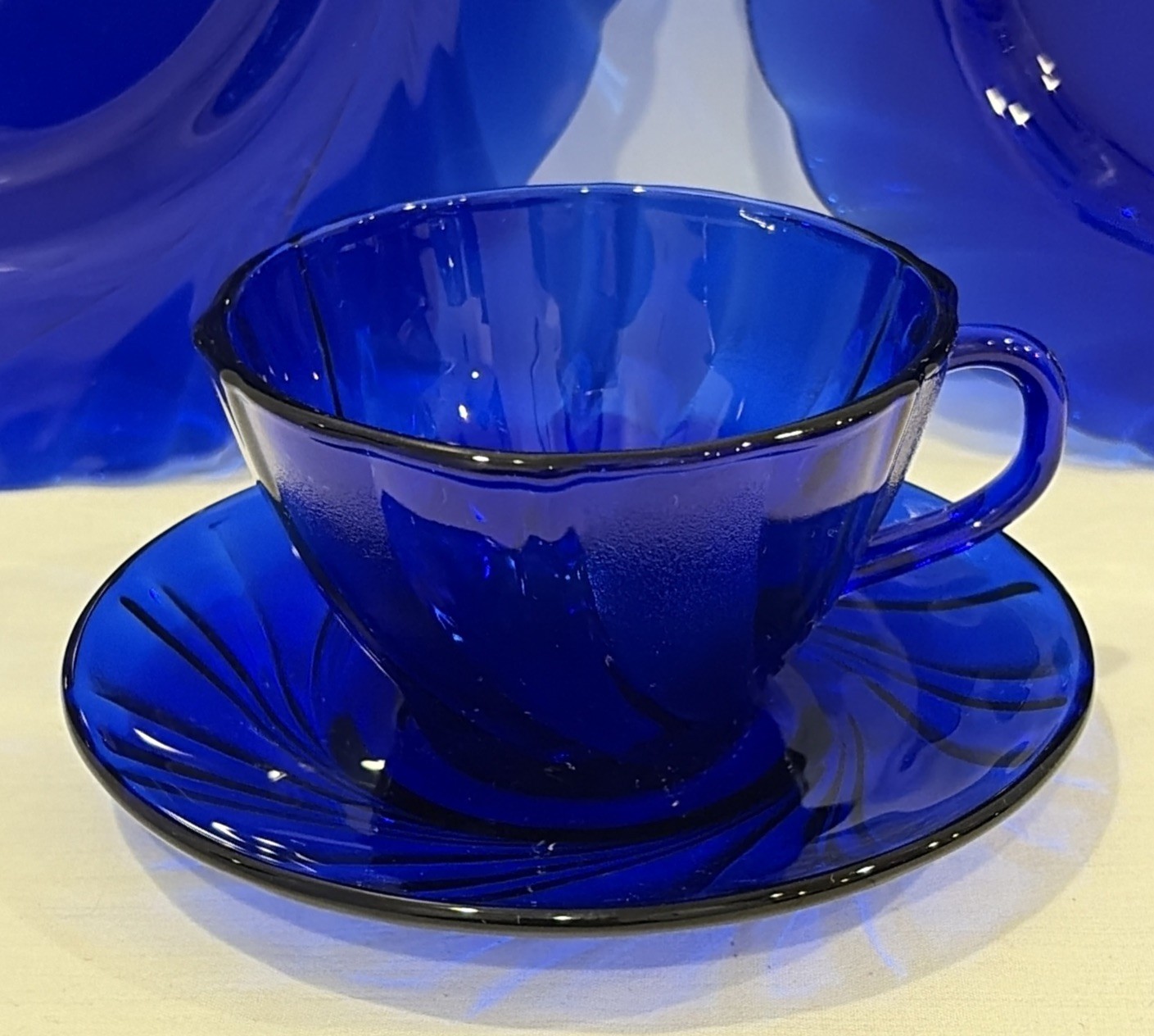 Vintage 4 Piece Place Setting Rivage Cobalt Blue by Duralex Swirl Design France