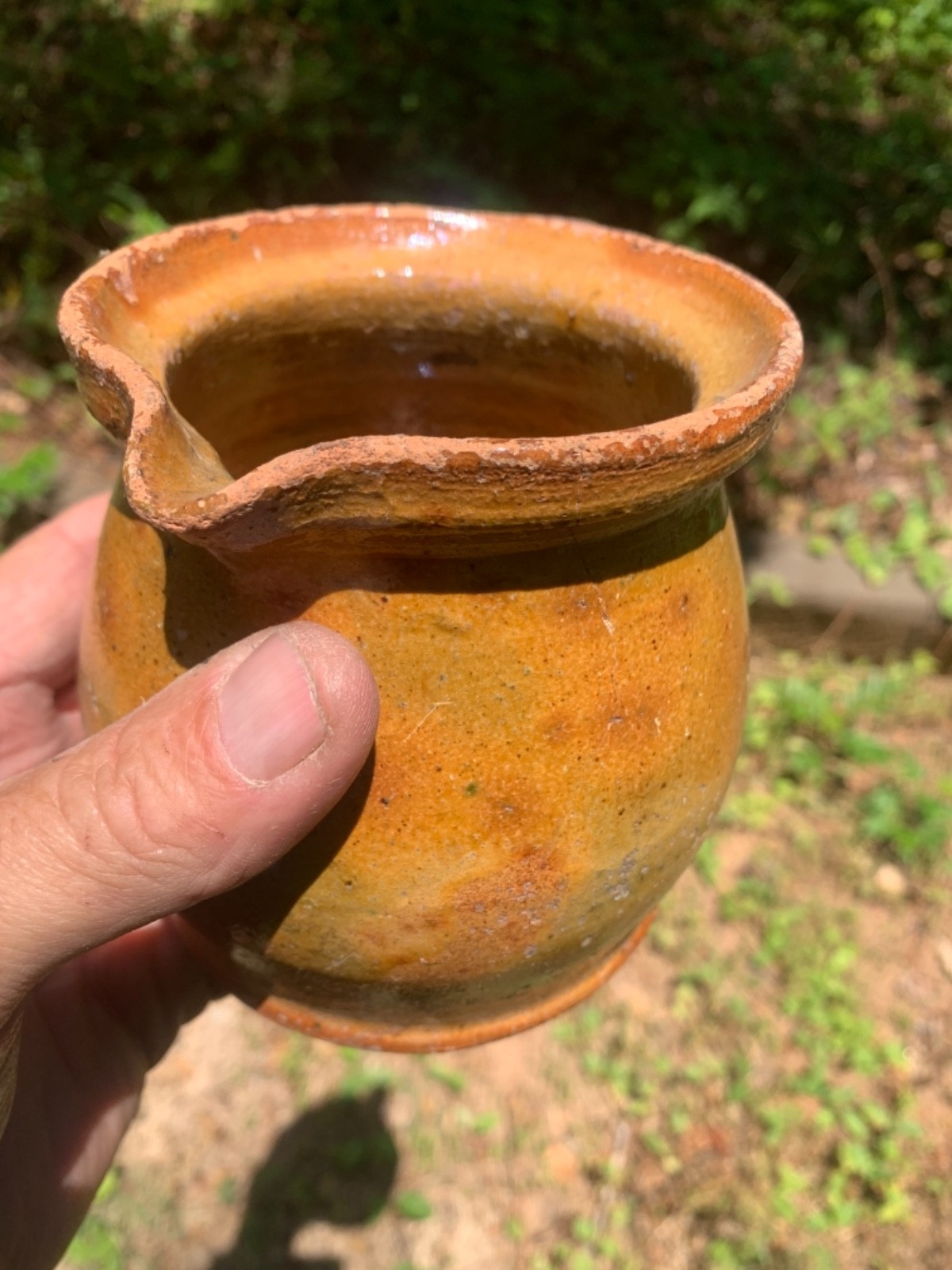 redware quart Pitcher Super Glaze no lid – flakes