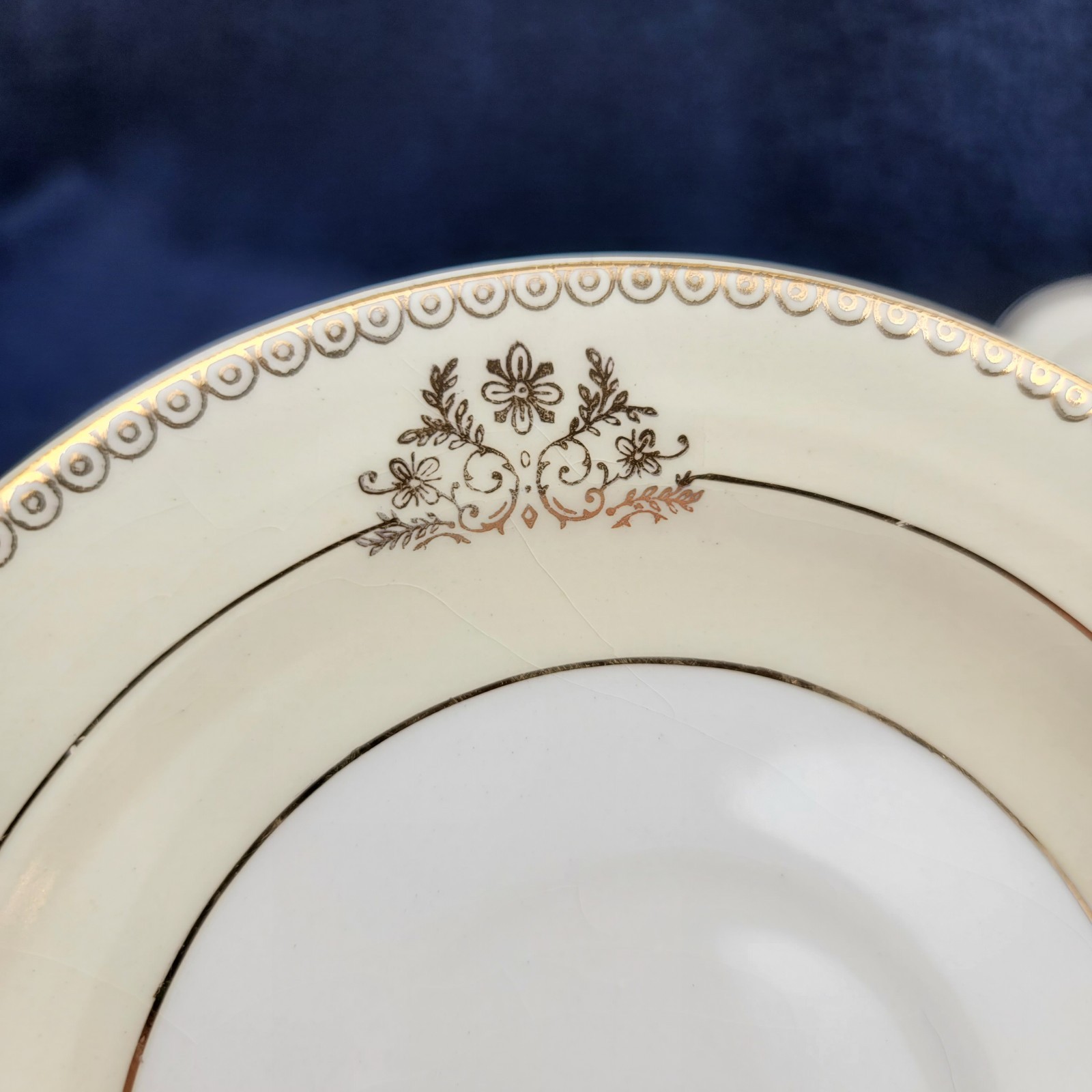 12 Crown Potteries Bread Plates 2 47 Gilt 5 ⁷/⁸” China Victorian DISPLAY ONLY