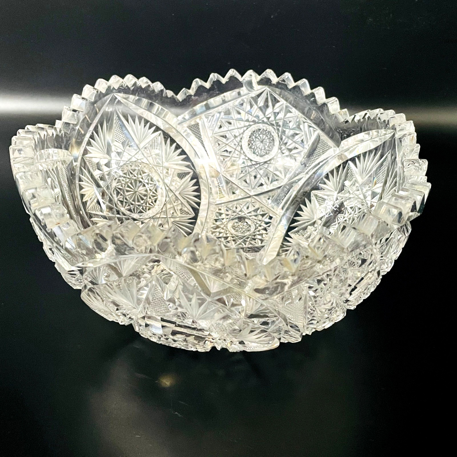 American Brilliant Cut Antique Sawtooth Scalloped Edge Lead Glass Star Bowl 8”
