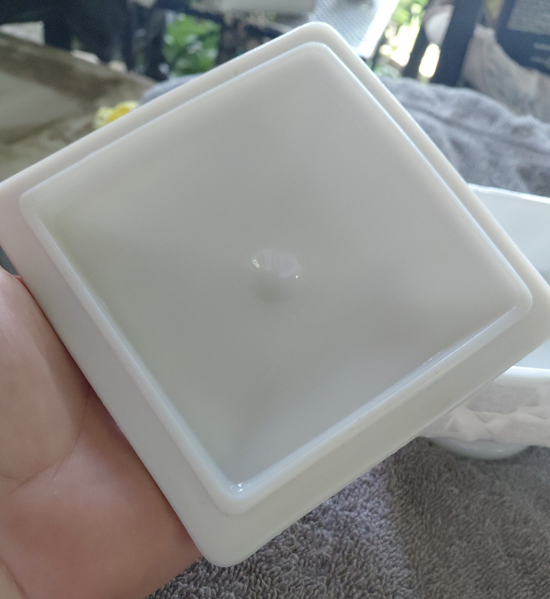 Vtg. Westmoreland Old Quilt Square Ftd. Covered Candy Milk Glass 5″
