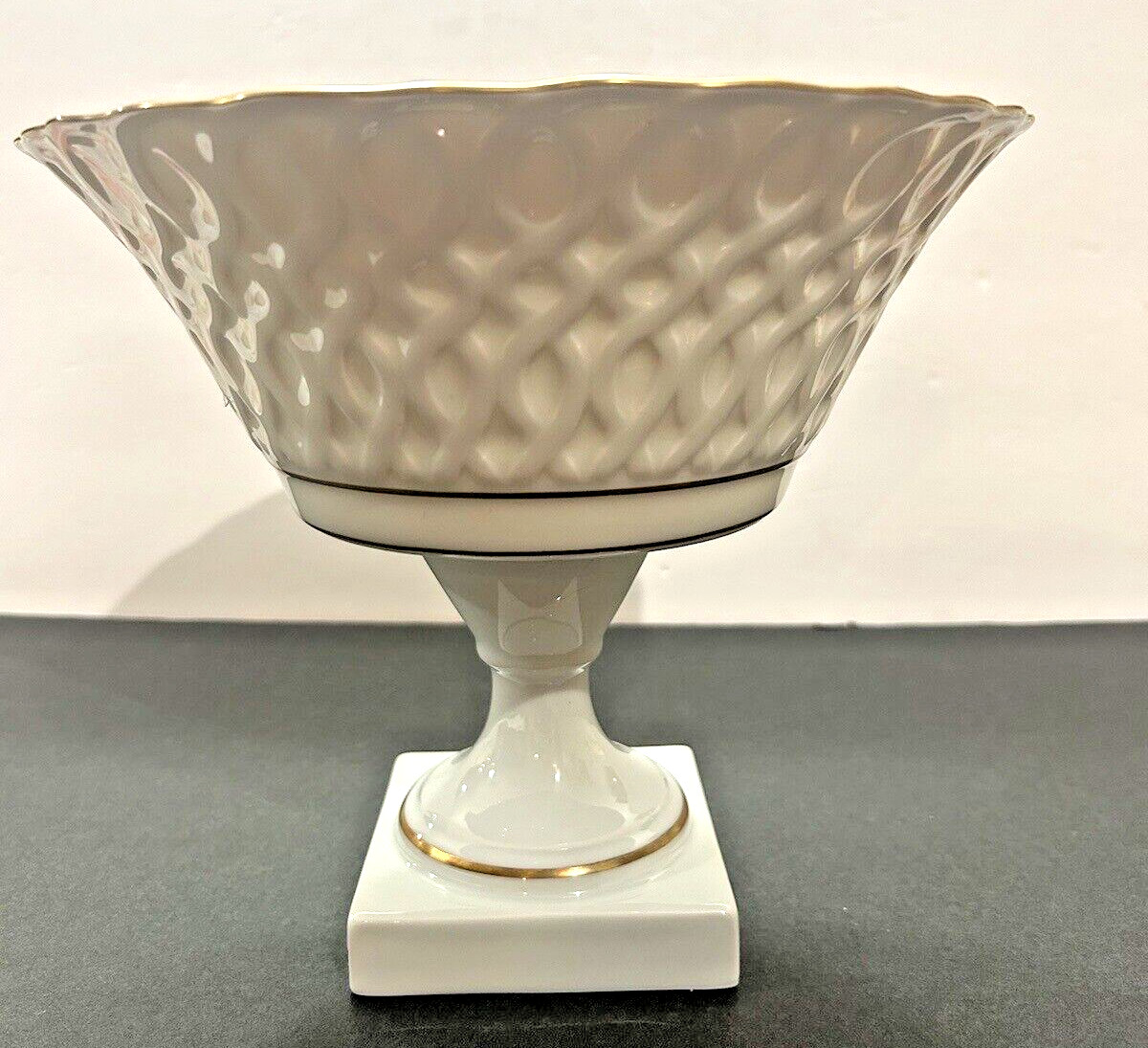 LEC-LeClair Limoges 9.5” Pedestal Bowl Centerpiece Chamart France Porcelain