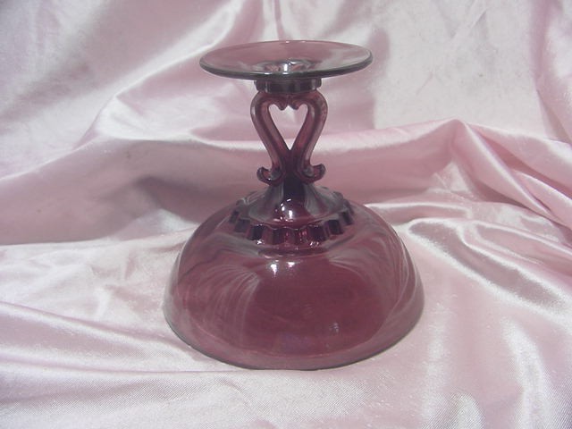 VINTAGE AMETHYST PURPLE GLASS COMPOTE BOWL FOOTED w/ SCALLOPED COVER