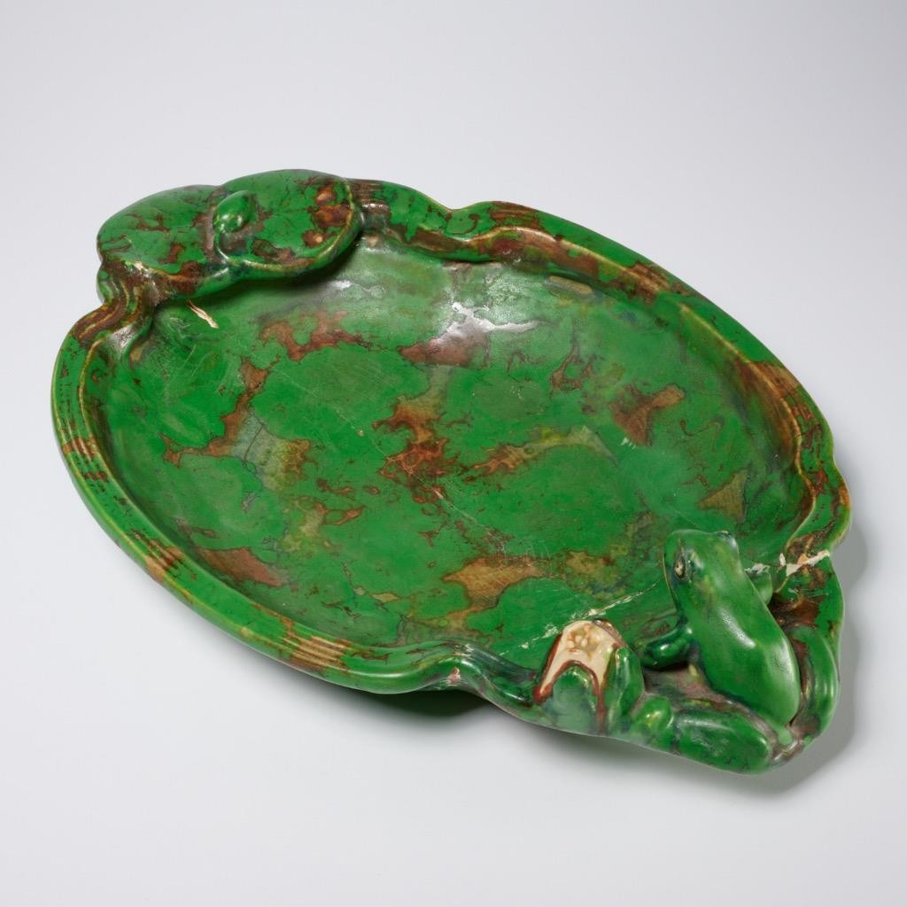 Weller Coppertone Green Semi Matte Frog Lily Pad Pond Shallow Bowl 15.5″l *READ*